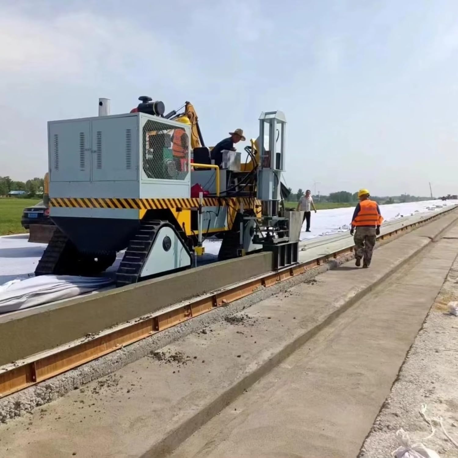 automatic concrete curb slipform machine review,curb slipform paver worth buying,concrete curb machine pros cons,should I buy a slipform curb machine,best concrete curb paver for contractors,automatic curb machine vs manual forming unboxing and complete package contents
