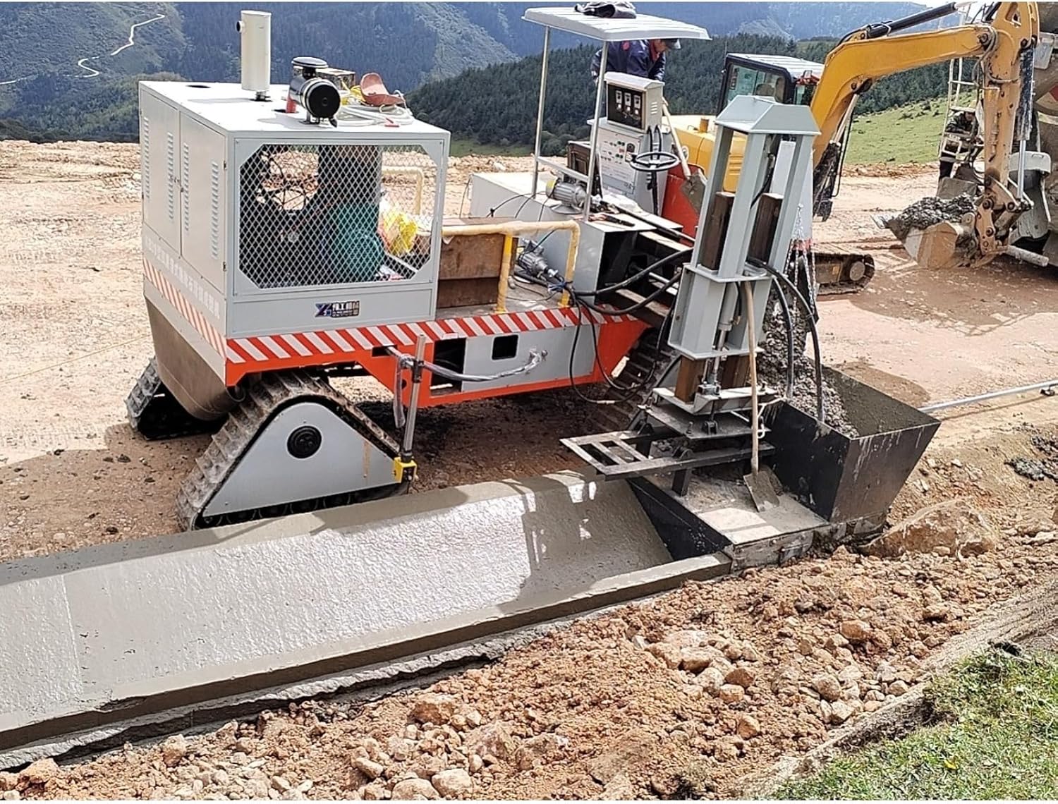 automatic concrete curb slipform machine review,curb slipform paver worth buying,concrete curb machine pros cons,should I buy a slipform curb machine,best concrete curb paver for contractors,automatic curb machine vs manual forming performance testing and real-world results