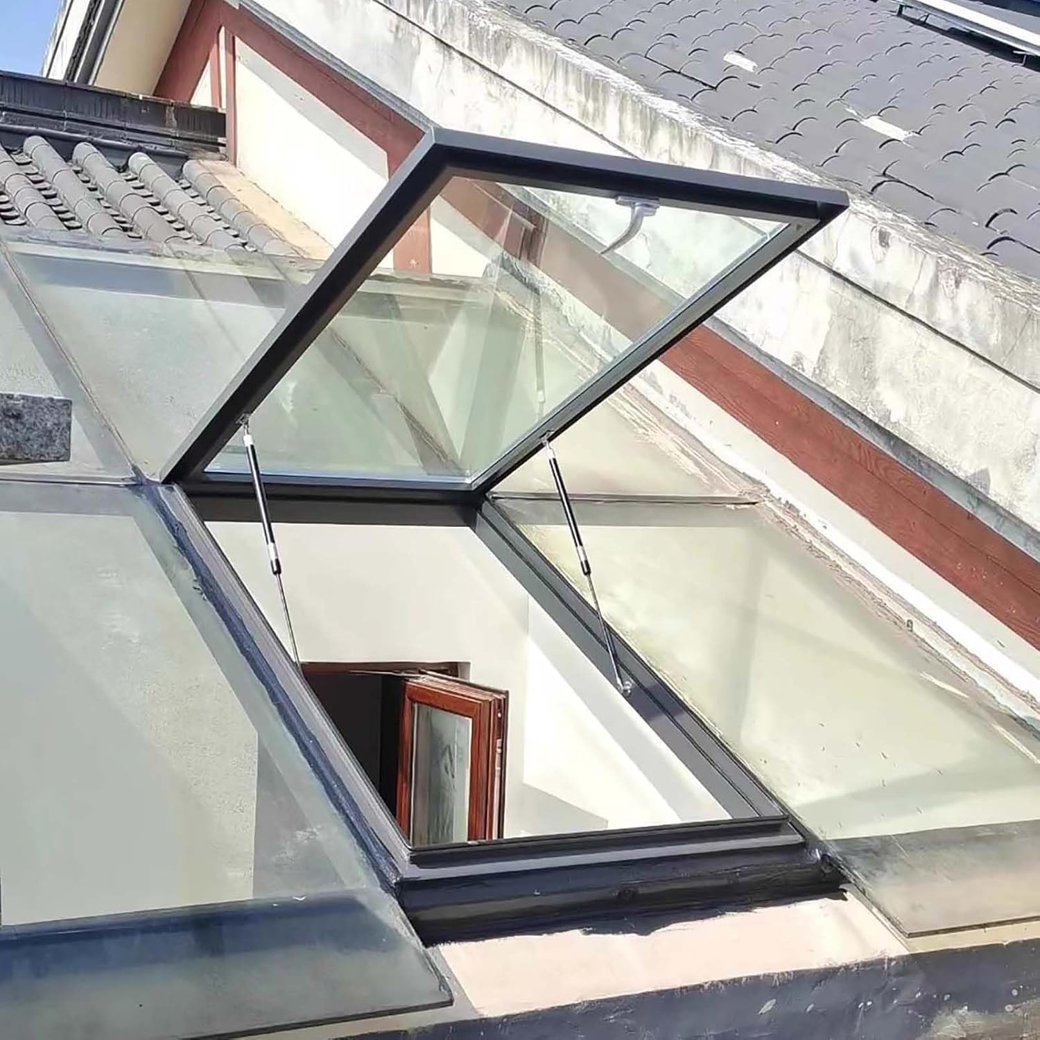buy skylight window,should I install a skylight window,skylight window pros cons,best roof skylight,skylight worth buying,skylight window vs tubular - detailed features and technical specifications