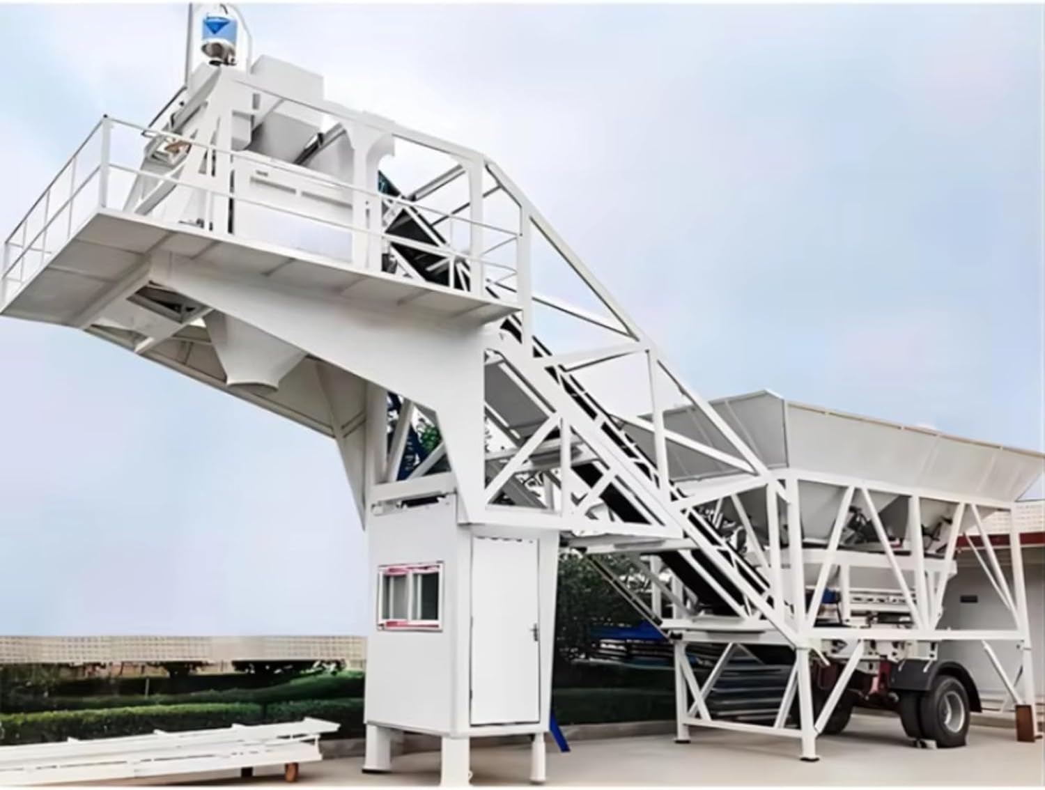 Step-by-step guide for custom concrete batching plant,should I buy a custom concrete batching plant,custom concrete batching plant vs modular plant,custom concrete batching plant pros cons,concrete batching plant worth buying,best custom concrete batching plant - complete tutorial
