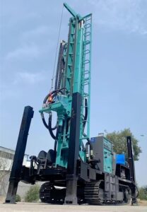 Image 1 of heavy duty well drilling rig
